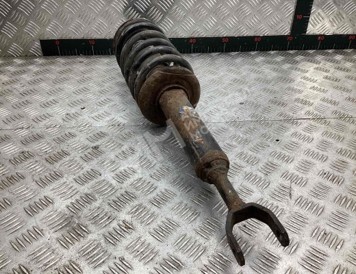 Стойка передняя правая Volkswagen Passat B5+ (3B) 2000-2005 рестайлинг  Volkswagen Passat Passat B5+ (3B) 2000-2005 рестайлинг