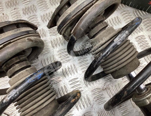 Стойка передняя левая Renault Scenic II (JM) 2003-2006  Renault Scenic Scenic II (JM) 2003-2006