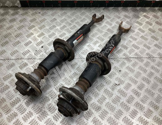 Амортизатор передний левый Audi A6 C5 (4B) 1997-2001  Audi A6 A6 C5 (4B) 1997-2001