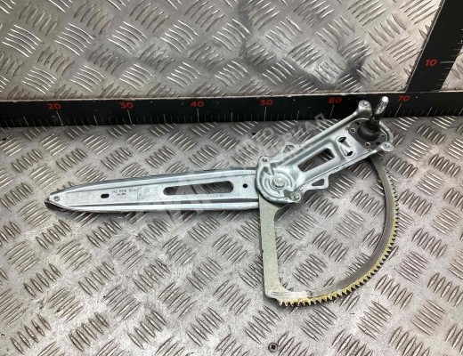 Стеклоподъемник задний правый Opel Zafira A 2003-2005 рестайлинг  Opel Zafira Zafira A 2003-2005 рестайлинг