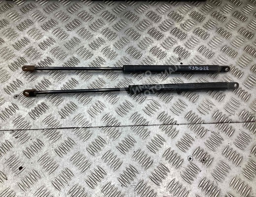 Амортизатор капота Audi 100 C3 1982-1991  Audi 100 100 C3 1982-1991