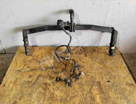 Прицепное устройство (фаркоп) Nissan Primera III (P12) 2002-2008  Nissan Primera Primera III (P12) 2002-2008