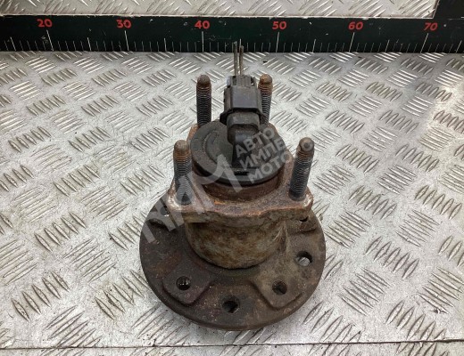 Ступица задняя Opel Zafira B 2005-2008  Opel Zafira Zafira B 2005-2008