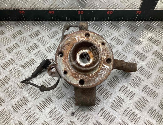 Ступица передняя левая Dacia Sandero I (B90) 2008-2012  Dacia Sandero Sandero I (B90) 2008-2012