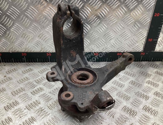 Ступица передняя правая Ford Focus II 2005-2008  Ford Focus Focus II 2005-2008