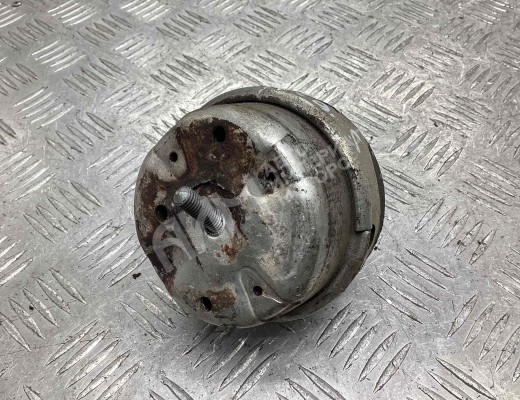 Подушка крепления двигателя Audi A6 C5 (4B) 2001-2004 рестайлинг  Audi A6 A6 C5 (4B) 2001-2004 рестайлинг