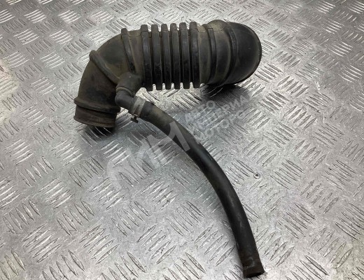 Патрубок воздушного фильтра Mitsubishi L200 IV (KA/KB) 2006-2016  Mitsubishi L200 L200 IV (KA/KB) 2006-2016