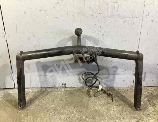 Прицепное устройство (фаркоп) Volkswagen Passat B5+ (3B) 2000-2005 рестайлинг  Volkswagen Passat Passat B5+ (3B) 2000-2005 рестайлинг