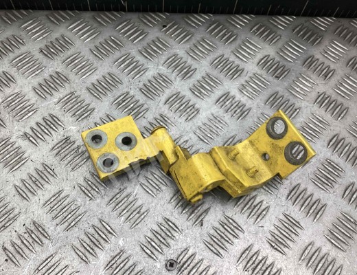Петля двери задней левой Citroen Berlingo I (MF) 1996-2002  Citroen Berlingo Berlingo I (MF) 1996-2002