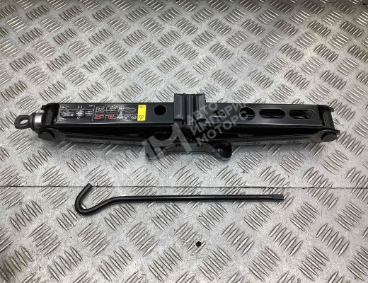 Домкрат Geely Tugella (HPBA4) 2022-2024 рестайлинг  Geely Tugella Tugella (HPBA4) 2022-2024 рестайлинг