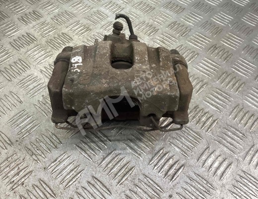 Суппорт задний левый Renault Laguna II (X74) 2005-2007 рестайлинг  Renault Laguna Laguna II (X74) 2005-2007 рестайлинг