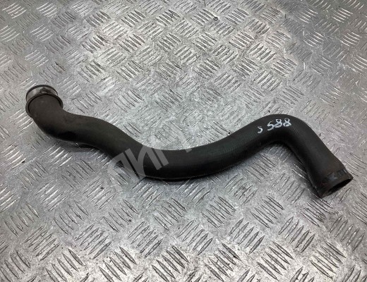 Патрубок радиатора Mercedes C (W203) 2000-2004  Mercedes C C (W203) 2000-2004