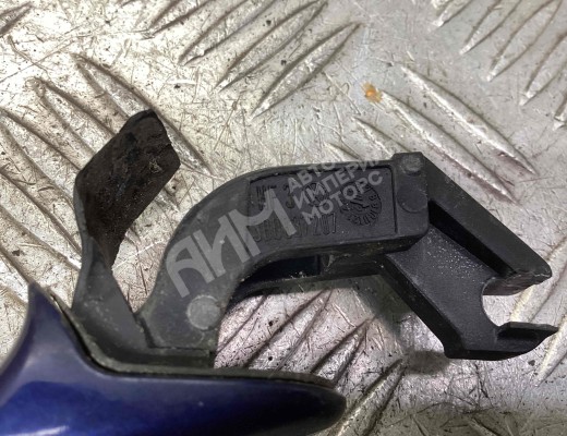 Ручка наружная передняя левая Volkswagen Bora (1J) 1998-2005  Volkswagen Bora Bora (1J) 1998-2005