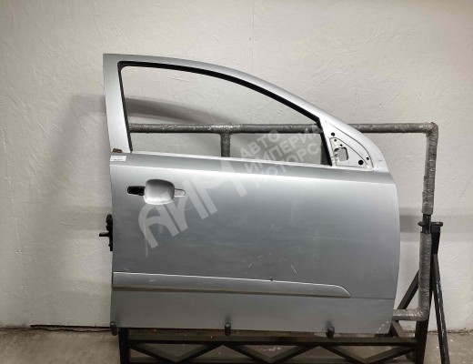 Дверь передняя правая Opel Astra H 2004-2007  Opel Astra Astra H 2004-2007