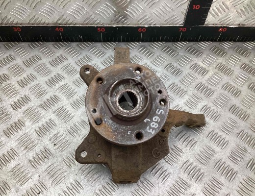 Ступица передняя левая Renault Laguna II (X74) 2001-2005  Renault Laguna Laguna II (X74) 2001-2005