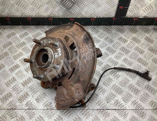 Ступица передняя левая Toyota Avensis III (T270) 2008-2015  Toyota Avensis Avensis III (T270) 2008-2015