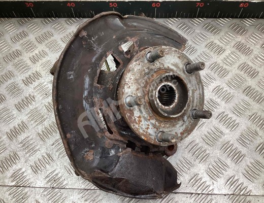 Ступица передняя правая Toyota Avensis III (T270) 2008-2015  Toyota Avensis Avensis III (T270) 2008-2015