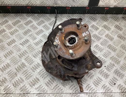 Ступица передняя правая Subaru Forester I (S10) 1997-2002  Subaru Forester Forester I (S10) 1997-2002