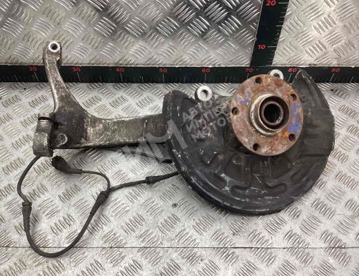 Кулак поворотный левый Audi A6 C5 (4B) 2001-2004 рестайлинг  Audi A6 A6 C5 (4B) 2001-2004 рестайлинг