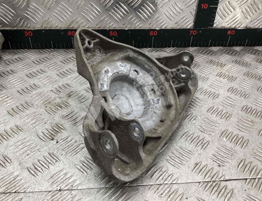 Опора амортизатора верхняя (чашка) Audi A6 C5 (4B) 2001-2004 рестайлинг  Audi A6 A6 C5 (4B) 2001-2004 рестайлинг