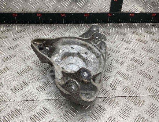 Опора амортизатора верхняя (чашка) Audi A6 C5 (4B) 2001-2004 рестайлинг  Audi A6 A6 C5 (4B) 2001-2004 рестайлинг