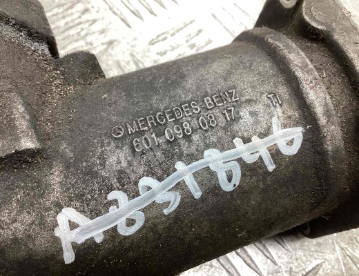 Патрубок впускного коллектора Mercedes Sprinter I (W901-905) 1995-2006  Mercedes Sprinter Sprinter I (W901-905) 1995-2006