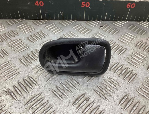 Ручка внутренняя задняя правая Mazda 626 IV (GE/GV) 1992-1997  Mazda 626 626 IV (GE/GV) 1992-1997
