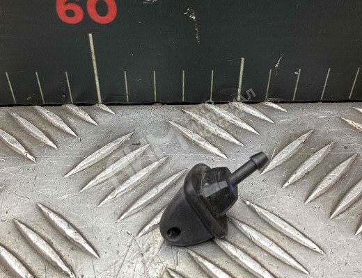 Форсунка омывателя заднего стекла Opel Astra H 2004-2007  Opel Astra Astra H 2004-2007