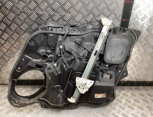 Стеклоподъемник передний левый Mazda 3 I (BK) 2003-2009  Mazda 3 3 I (BK) 2003-2009
