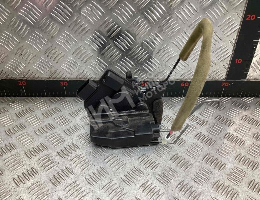 Замок двери передней левой Mazda 3 I (BK) 2003-2009  Mazda 3 3 I (BK) 2003-2009