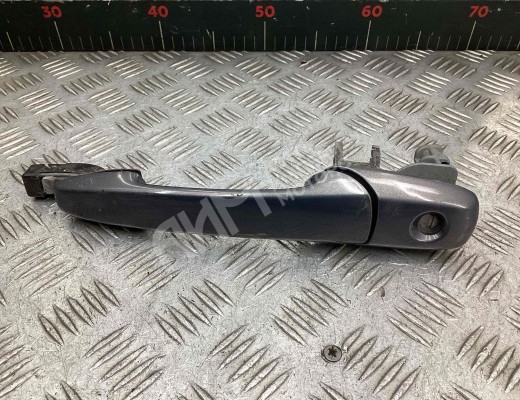 Ручка наружная передняя левая Mazda 3 I (BK) 2003-2009  Mazda 3 3 I (BK) 2003-2009