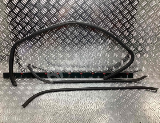 Уплотнитель Opel Vivaro A 2001-2014  Opel Vivaro Vivaro A 2001-2014