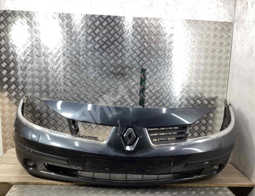 Бампер передний Renault Laguna II (X74) 2005-2007 рестайлинг  Renault Laguna Laguna II (X74) 2005-2007 рестайлинг