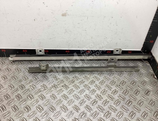 Направляющая стекла Volvo FH I 1993-2001  Volvo FH FH I 1993-2001