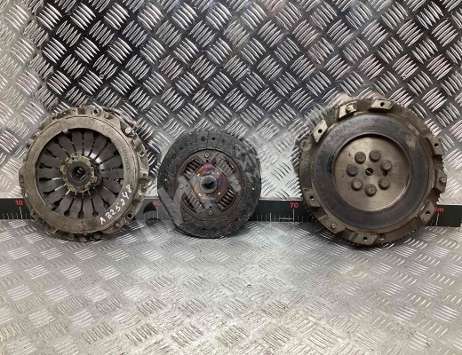 Комплект сцепления Kia Magentis I (GD) 2003-2006 рестайлинг  Kia Magentis Magentis I (GD) 2003-2006 рестайлинг