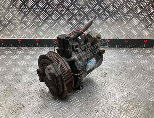 Компрессор кондиционера Saab 900 II 1993-1998  Saab 900 900 II 1993-1998