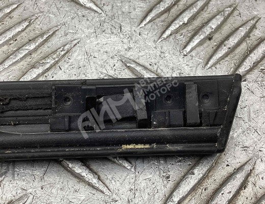 Молдинг стекла двери задней левой наружный Volvo V50 (MW) 2003-2007  Volvo V50 V50 (MW) 2003-2007
