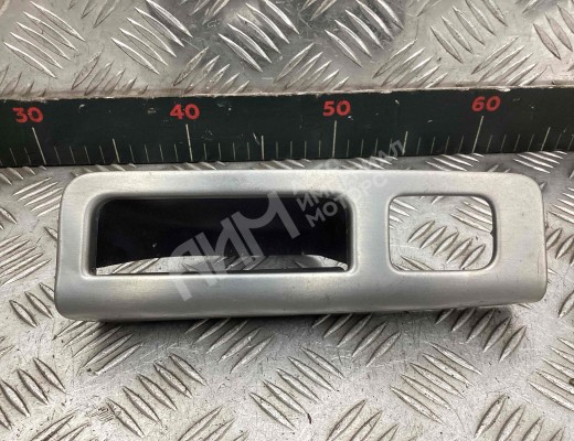 Ручка внутренняя задняя левая Volvo V50 (MW) 2003-2007  Volvo V50 V50 (MW) 2003-2007