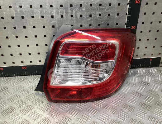 Фонарь задний правый Dacia Sandero II (B52) 2013-2020  Dacia Sandero Sandero II (B52) 2013-2020