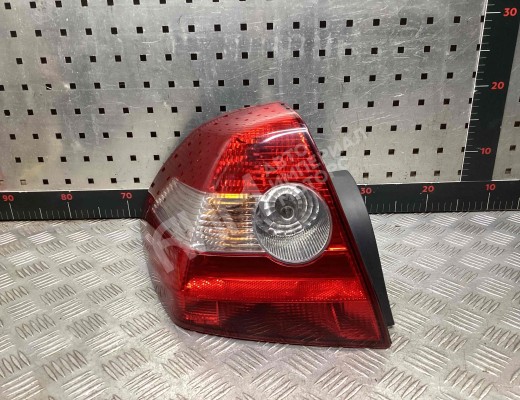 Фонарь задний левый Renault Megane II 2002-2006  Renault Megane Megane II 2002-2006