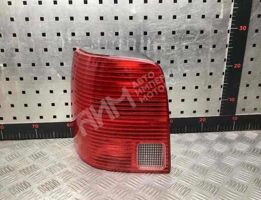 Фонарь задний левый Volkswagen Passat B5 (3B) 1996-2000  Volkswagen Passat Passat B5 (3B) 1996-2000