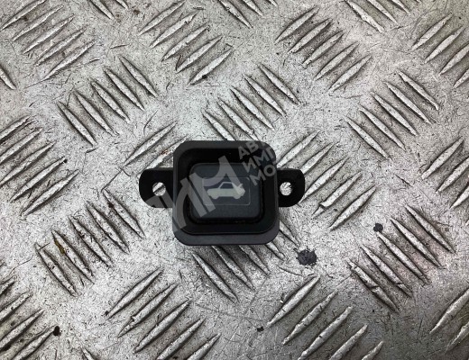 Кнопка открытия багажника Honda CR-V II (RD8, RD9) 2004-2006 рестайлинг  Honda CR-V CR-V II (RD8, RD9) 2004-2006 рестайлинг