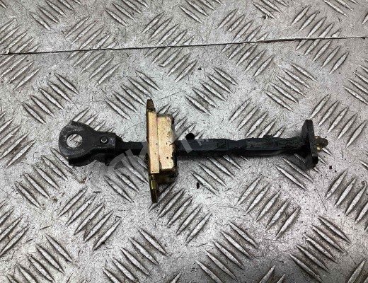 Ограничитель открывания двери передней Honda CR-V II (RD8, RD9) 2004-2006 рестайлинг  Honda CR-V CR-V II (RD8, RD9) 2004-2006 рестайлинг