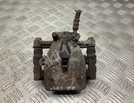 Суппорт задний правый Toyota Avensis II (T250) 2003-2008  Toyota Avensis Avensis II (T250) 2003-2008