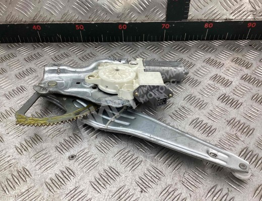 Стеклоподъемник задний правый Toyota Avensis II (T250) 2003-2008  Toyota Avensis Avensis II (T250) 2003-2008