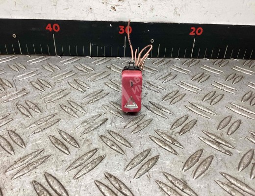 Кнопка аварийной сигнализации MAN TGA 2000-2008  MAN TGA TGA 2000-2008