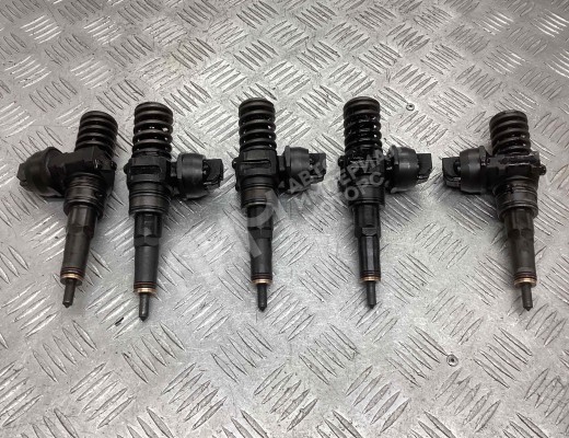 Форсунка Volkswagen Transporter T5 (7H) 2003-2015  Volkswagen Transporter Transporter T5 (7H) 2003-2015