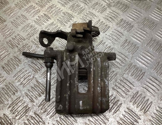 Суппорт задний левый Volkswagen Passat B5 (3B) 1996-2000  Volkswagen Passat Passat B5 (3B) 1996-2000