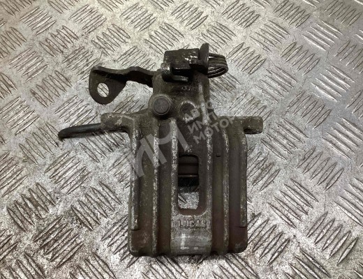 Суппорт задний левый Volkswagen Passat B5+ (3B) 2000-2005 рестайлинг  Volkswagen Passat Passat B5+ (3B) 2000-2005 рестайлинг