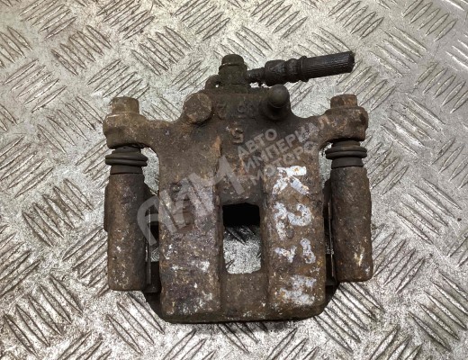 Суппорт задний правый Nissan X-trail (T30) 2001-2004  Nissan X-Trail X-trail (T30) 2001-2004